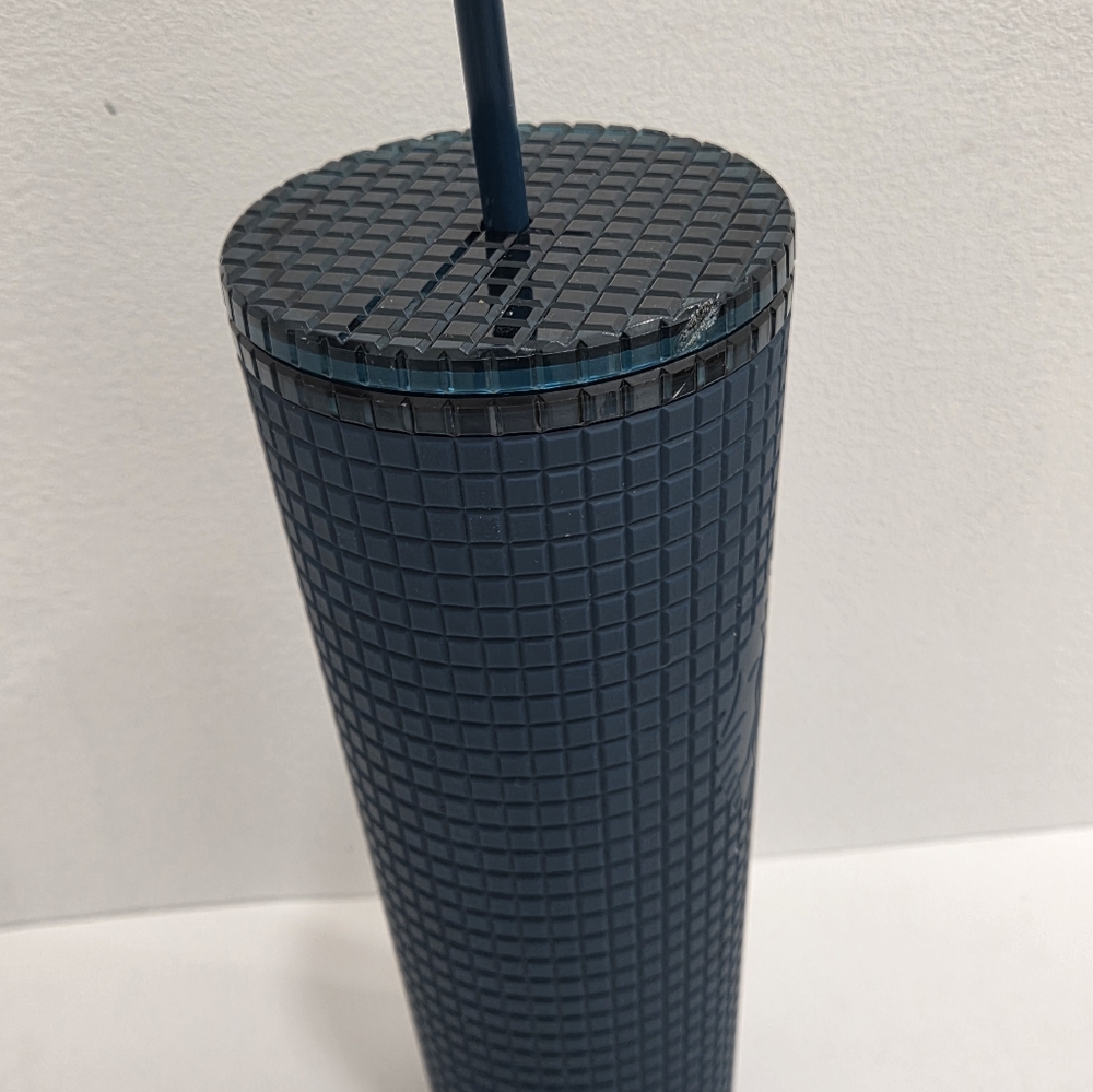2022 Starbucks Winter Navy Blue Teal Soft Touch Grid Tumbler Venti 24 oz - Picture 8 of 16